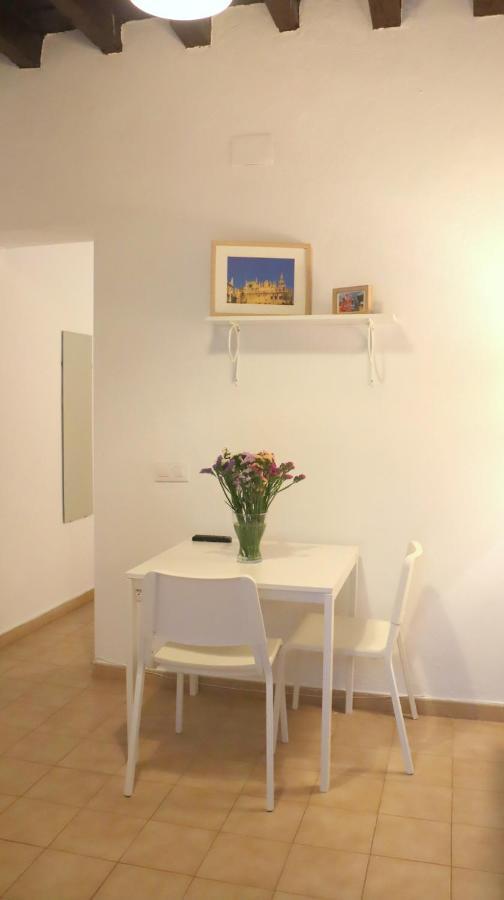 סביליה Apartamento Corral De Triana מראה חיצוני תמונה